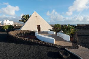 Lanzarote - Pyramide